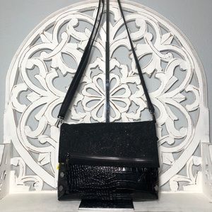 Hammitt VIP Medium Crossbody Half Pipe Black